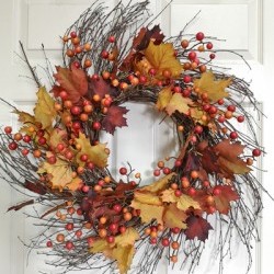 28" MAPLE LEAF WREATH