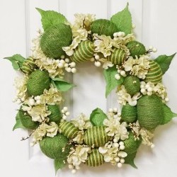 18" EGG WREATH