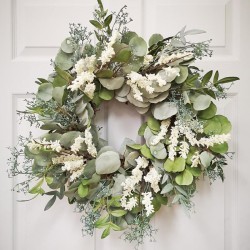 22" EUCALYPTUS&BERRY WREATH
