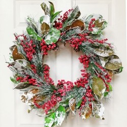 30" SNOW MAGNOLIA&BERRY WREATH