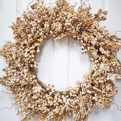 36" CREAM BERRY WREATH