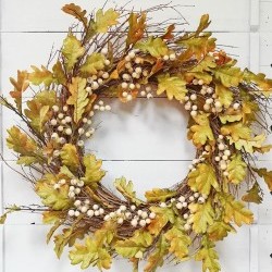 32IN OAKLEAF&BERRY WREATH
