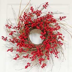 26IN BERRY TWIG WREATH