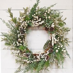 26IN PEARL BERRY WREATH
