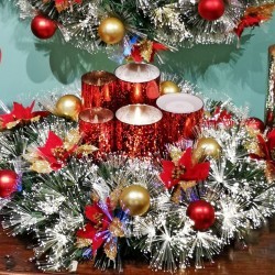24IN BALL FIBER WREATH/T96