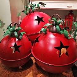 12,20&24 JINGLE BELLS X 3