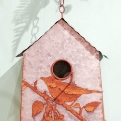 7.5X5.75X19.5 BIRDHOUSE