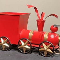 16.5X6X11 LOCOMTIVE W/ CART