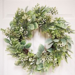 24IN MIXED LEAF WREATH