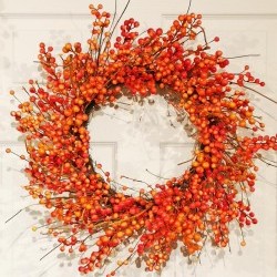 24IN BERRY WREATH