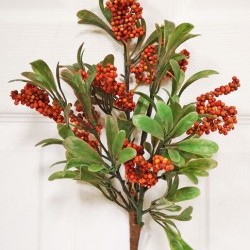 16IN BERRY LEAVE SPRAY