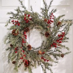 24IN WHISPY PINE WREATH