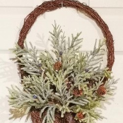 17IN HANGING PINE BASKET