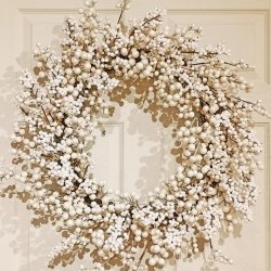 28IN PEARL BERRY WREATH