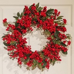 24IN THIMBLE BERRY WREATH