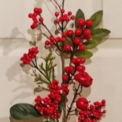 28IN THIMBLE BERRY SPRAY