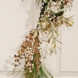 6FT GOLD HOLLY&BERRY GARLAND