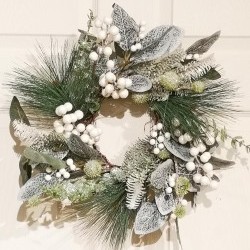 16IN ICE HOSTA&BERRY WREATH