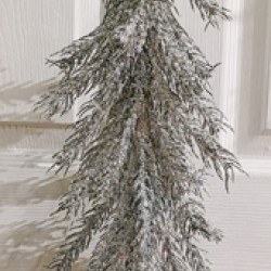 24IN TALL PINE TREE BURLAP